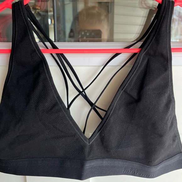 LULULEMON black strappy bralette - Picture 3 of 6